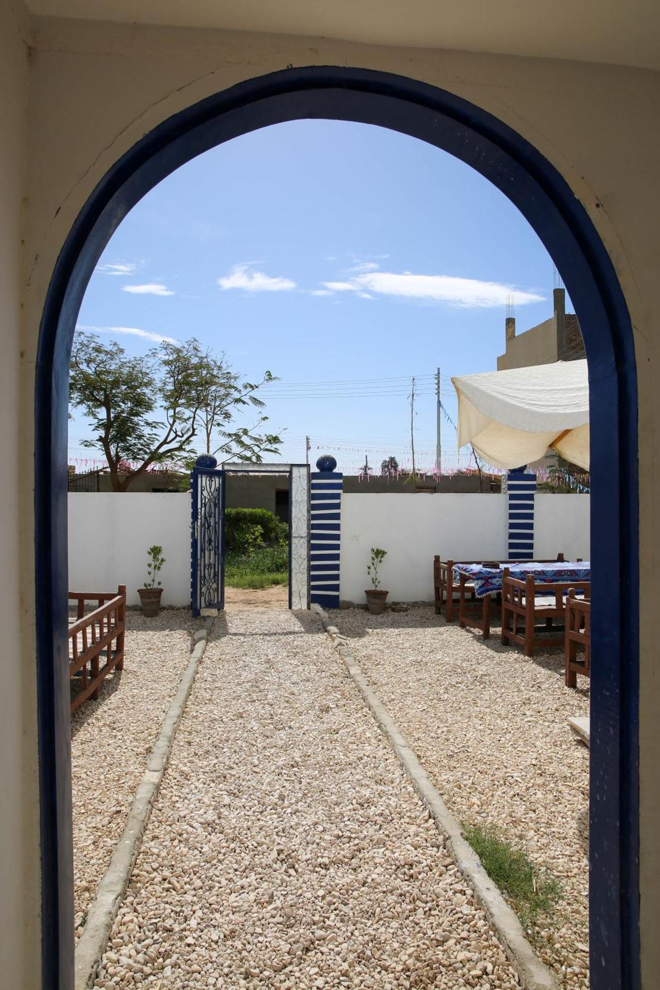 Sharqotel Luxor Eksteriør bilde