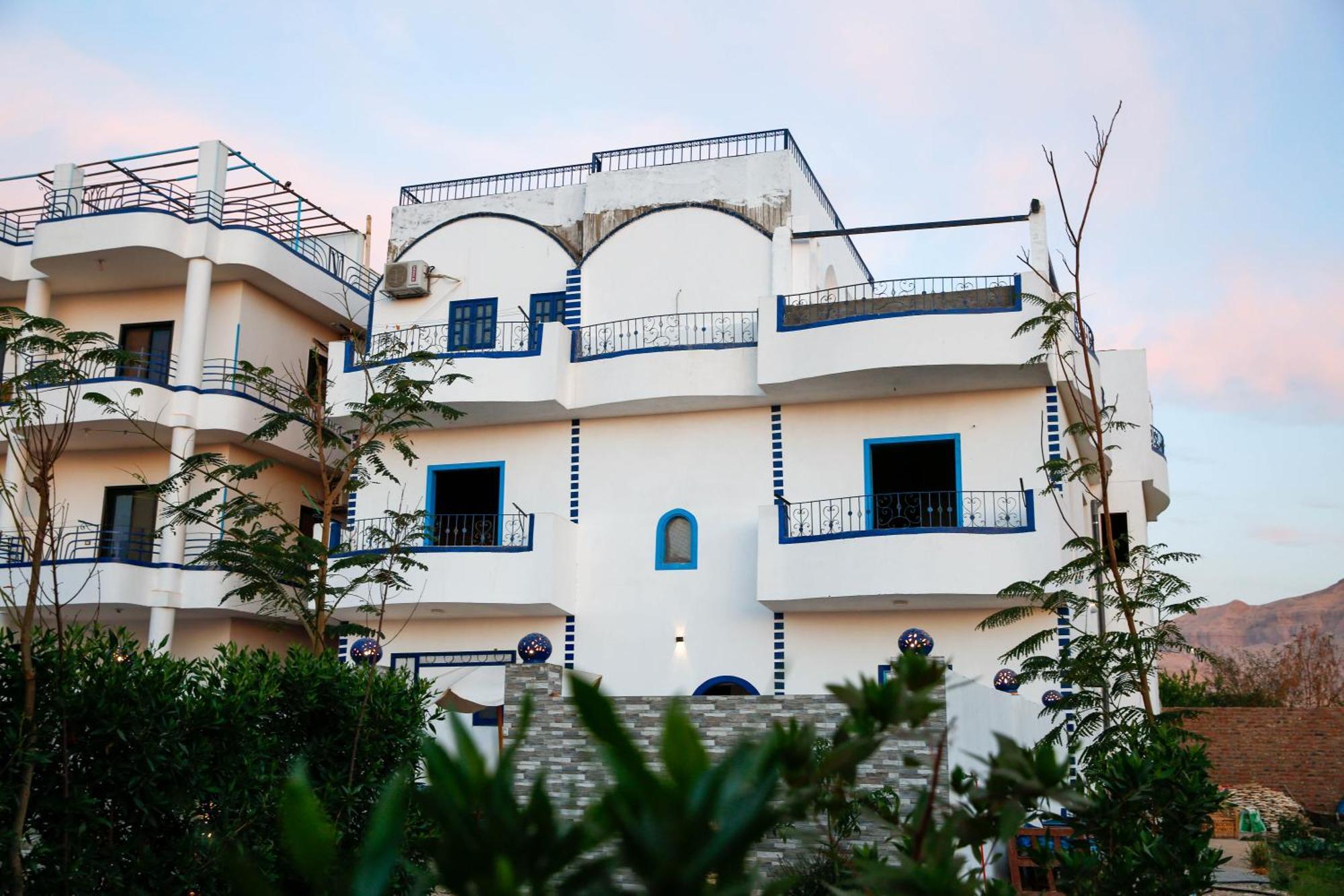 Sharqotel Luxor Eksteriør bilde